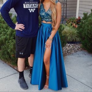 Blue-green two piece prom dress